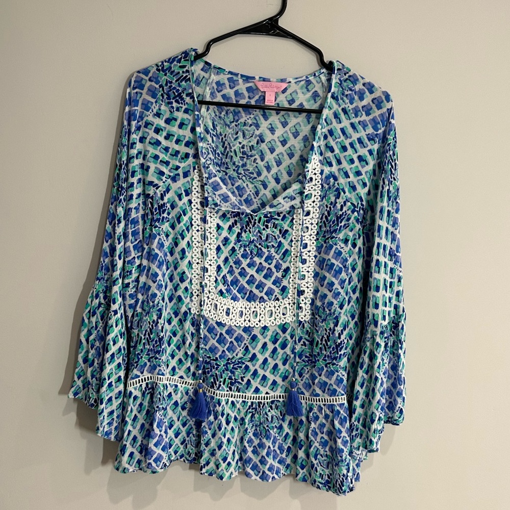 Lilly Pulitzer tunic top. Size Small